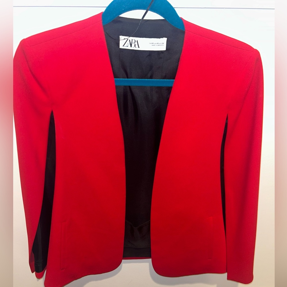Zara Sleeveless Red Cape Blazer XS